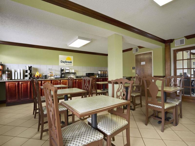 Days Inn By Wyndham Southaven Ms Extérieur photo