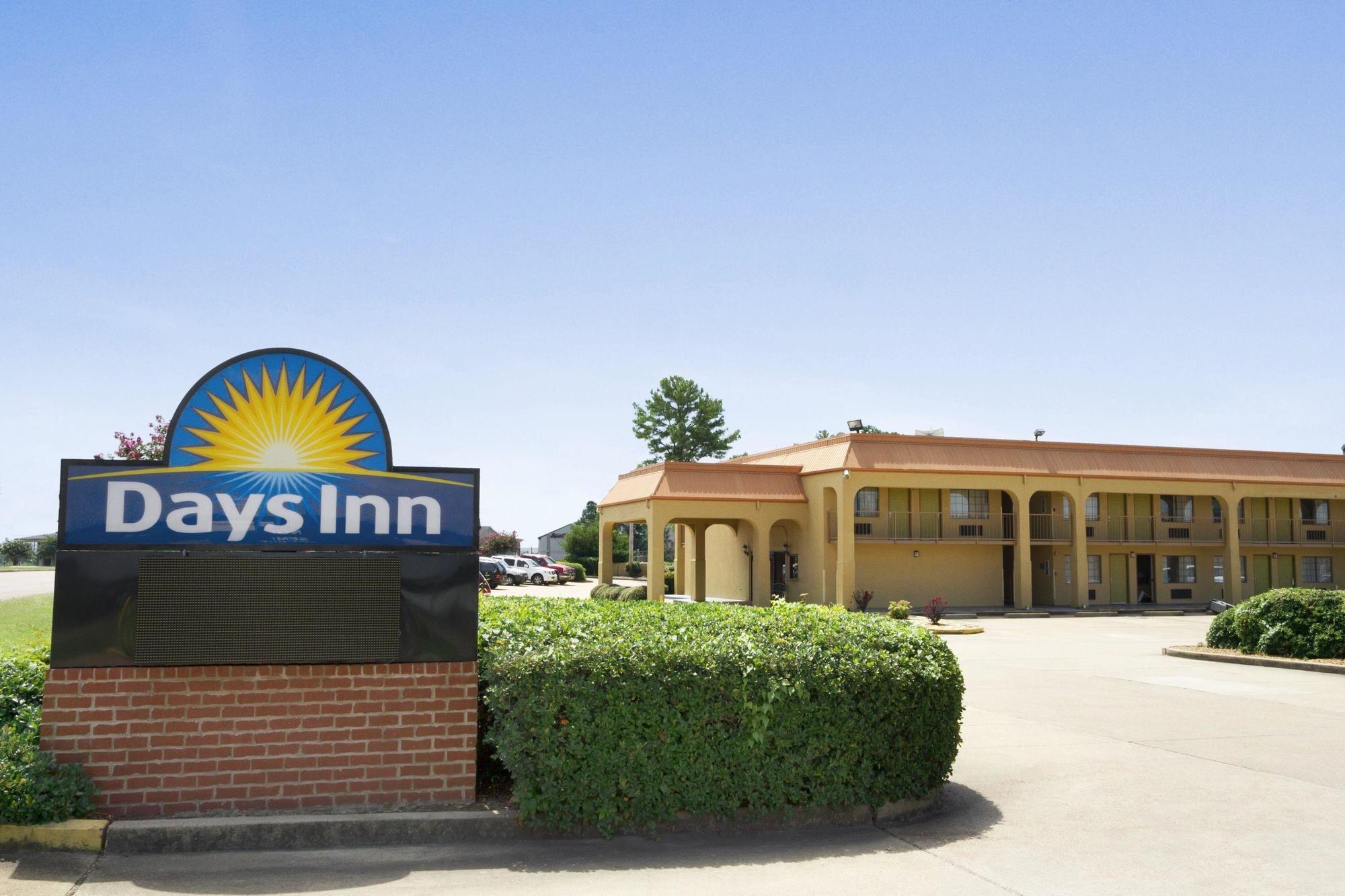 Days Inn By Wyndham Southaven Ms Extérieur photo